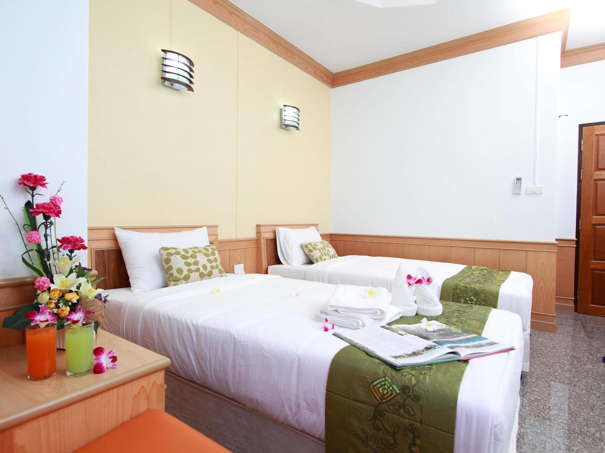 Boom Forest Hotel Hat Yai Ngoại thất bức ảnh
